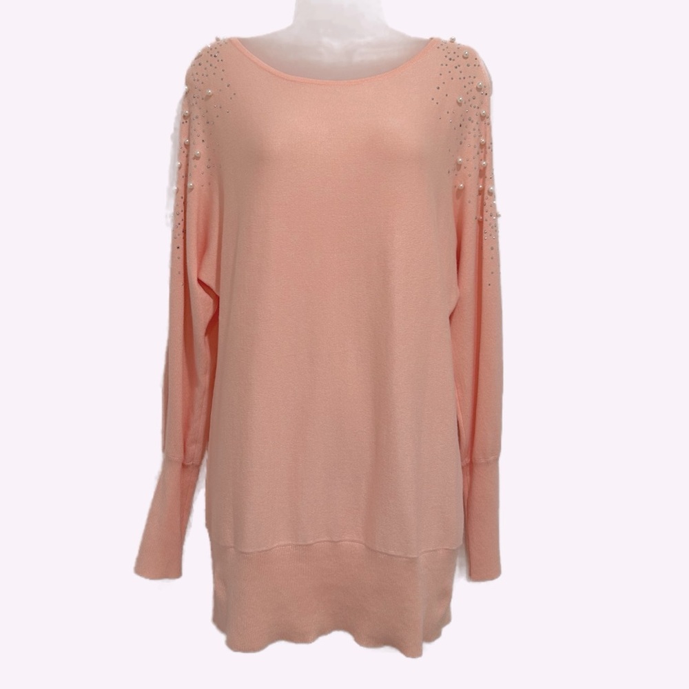 NWOT Venus faux pearl/rhinestone accent cut out shoulder pink sweater. Size S.